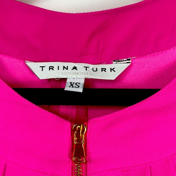 Trina Turk gorgeous pink dress size XS zipper in the front and 2 side pockets - Picture 4 of 7